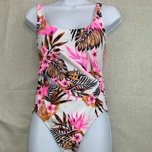 Salt + Cove Women's Tropic Time Knot-Front Front-Cutout Swimsuit Size M